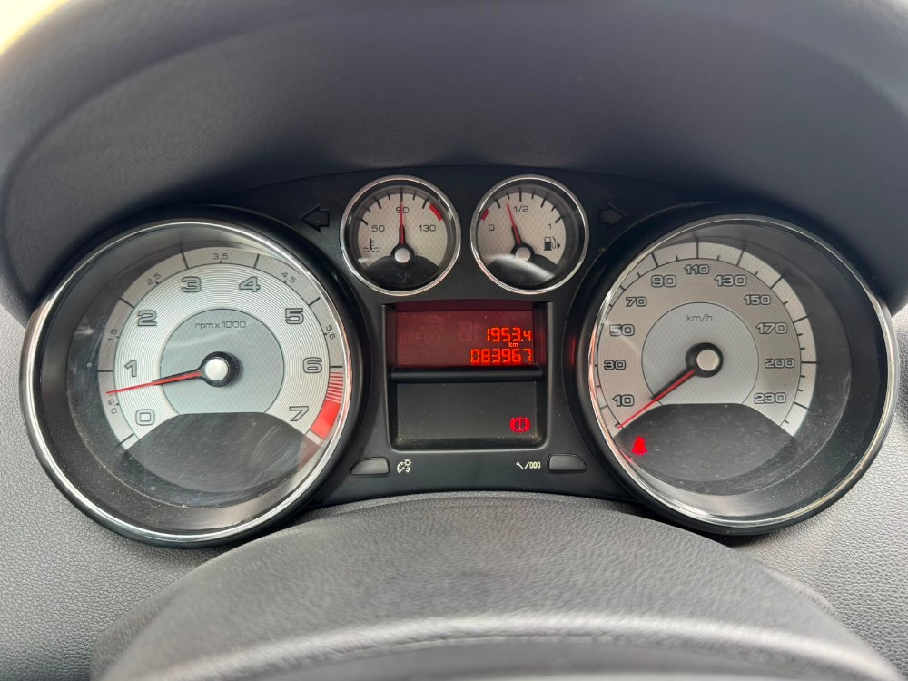 Peugeot 308 active — foto 8